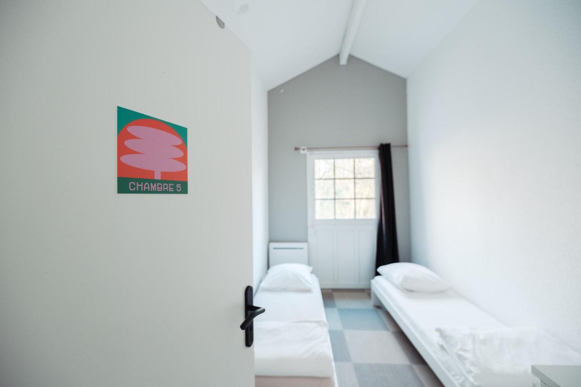 La Donaclaudre - Hebergement De Groupe En Pleine Nature, Ideal Pour Tous Vos Sejours ! 63 Couchages - 2 Grandes Salles - Salle De Jeux - Cuisine Professionnelle - Accessible Facilement - Localisation Attractive -Proche Paris & Disney Saint-Augustin  Екстер'єр фото